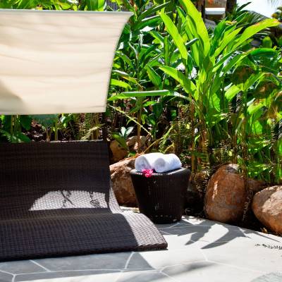 Lounger Pool