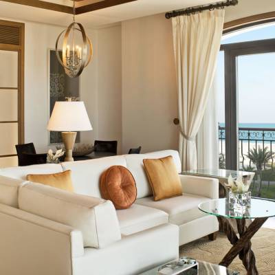 Ocean Suite - Living Room