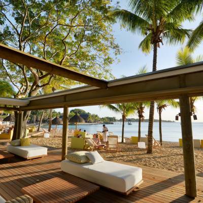 O beach lounge