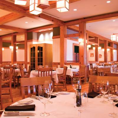 a dining room table in a restaurant