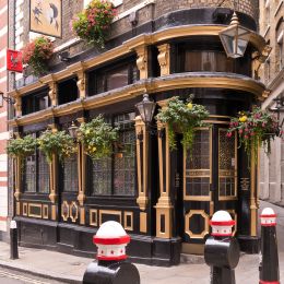 English Pub Bar