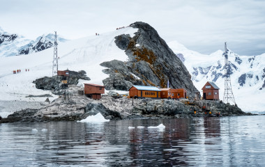 Forschungsstation in der Paradise Bay, Antarktis
