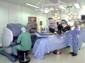 Cancer un robot chirurgien a la rescousse width1024 xi4jp7 - Eugenol