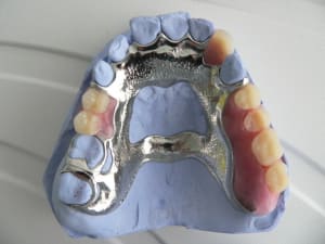 P1050116 xkqkbt - Eugenol