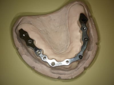 37lzw5kvrf839sg711zh6pm8vxz6 - Eugenol