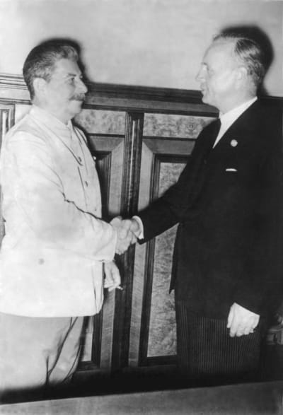 Bundesarchiv bild 183 h27337  moskau  stalin und ribbentrop im kreml nuvyyt - Eugenol