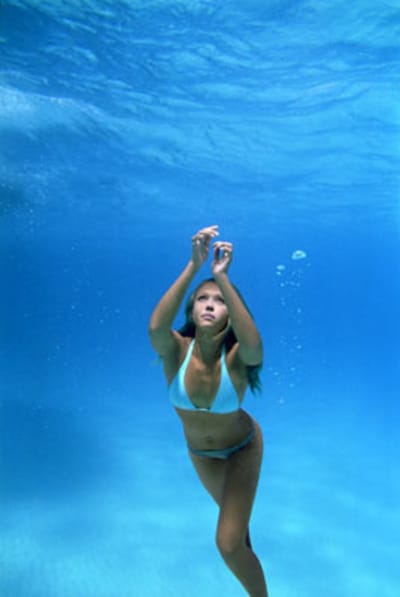 Intotheblue2 vezt15 - Eugenol