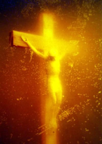 Serrano andres piss christ 1987 lypleb - Eugenol
