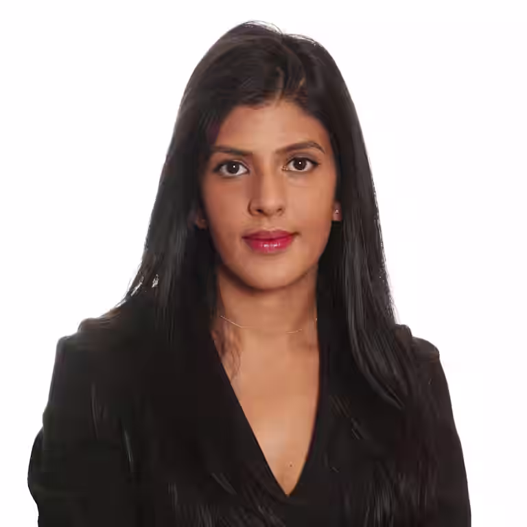 Elora Mukherjee