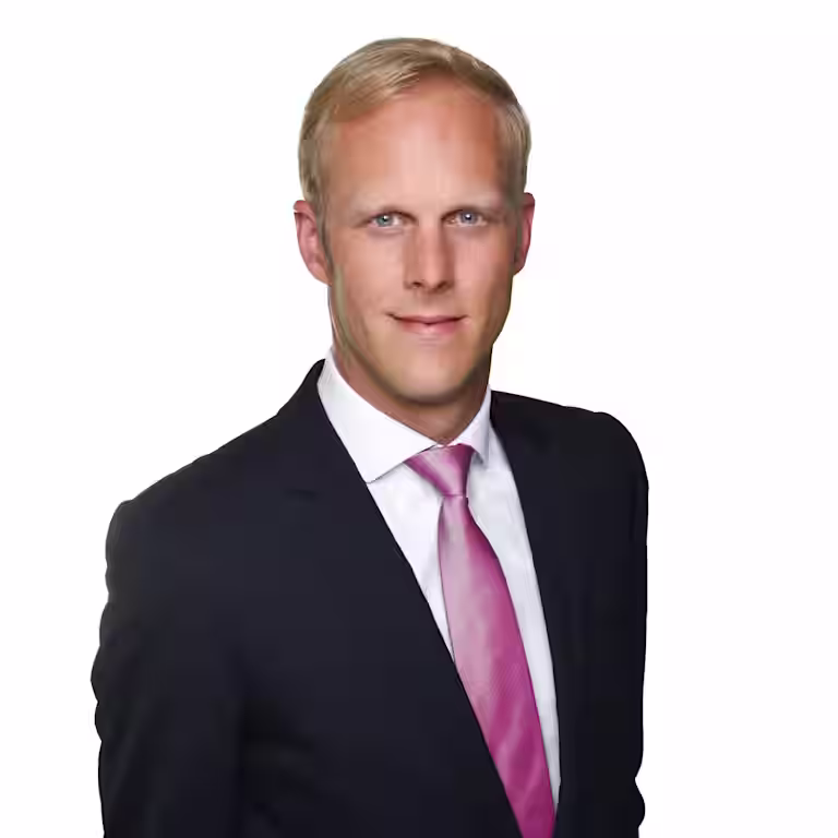 Dr Sebastian  Kamm 