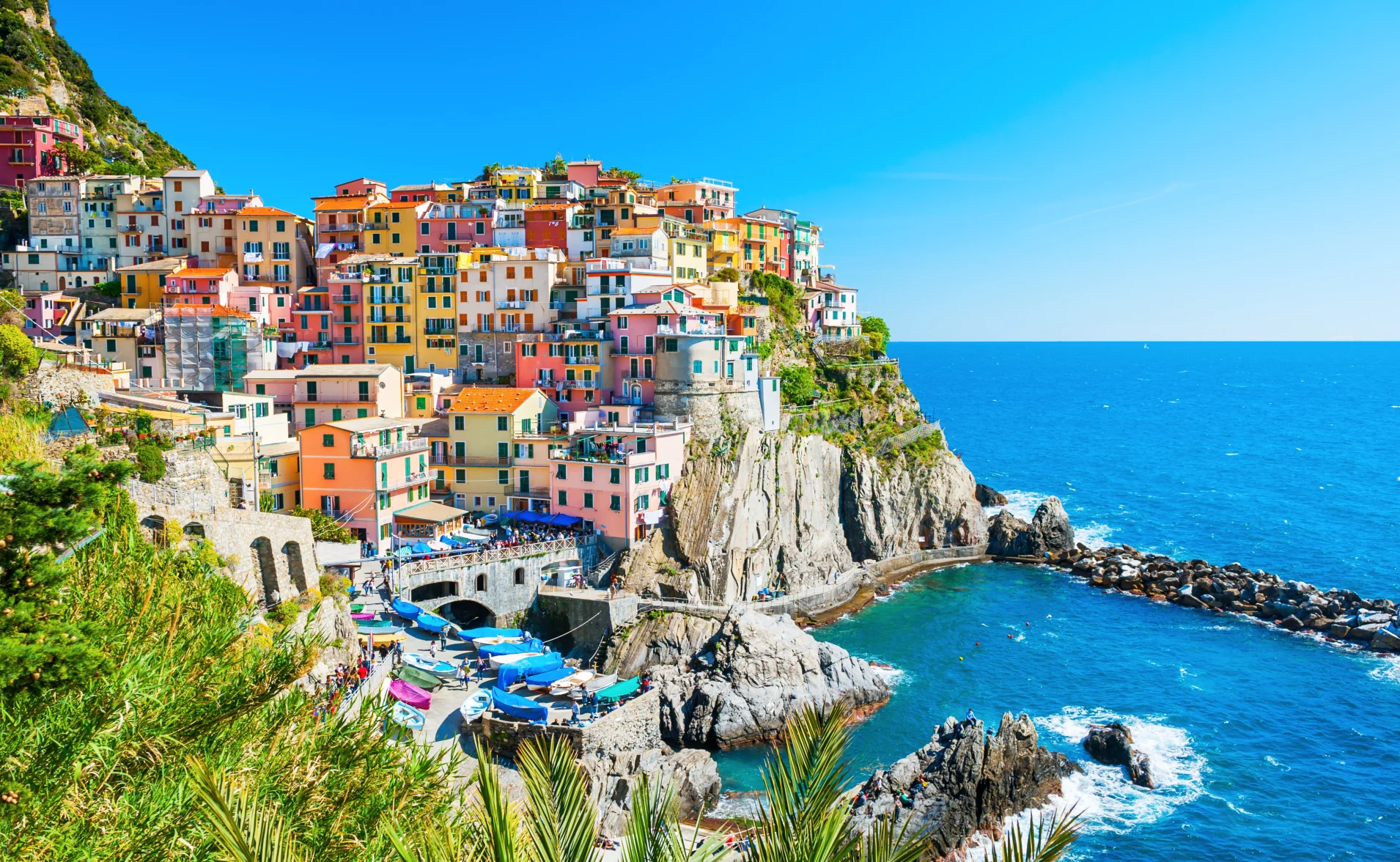 Colorful Buildings of Manarola Village in Cinque Terre 