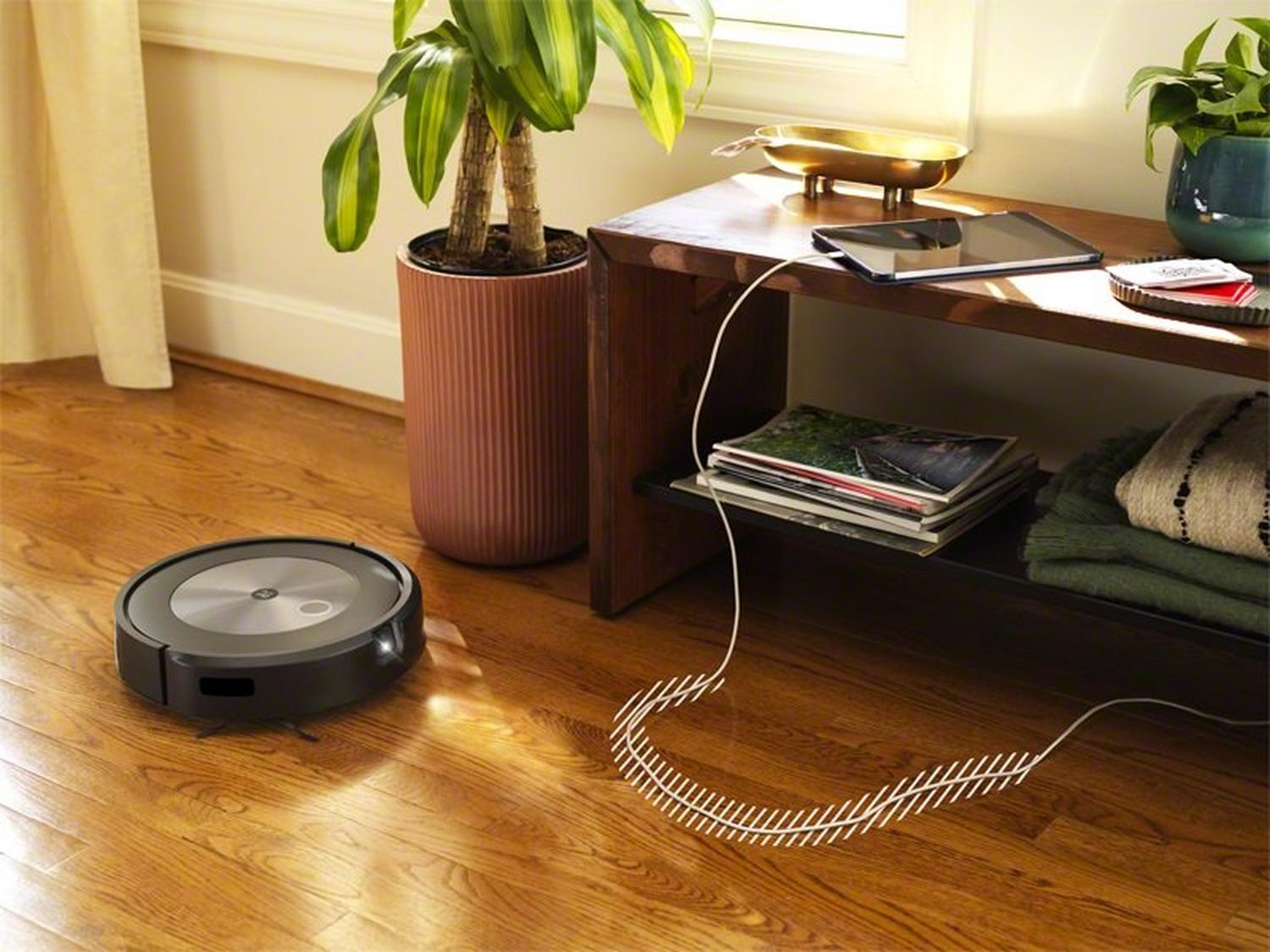Graphite iRobot Roomba J7+ (J7558) Robot Vacuum with Dirt Disposal Station.2