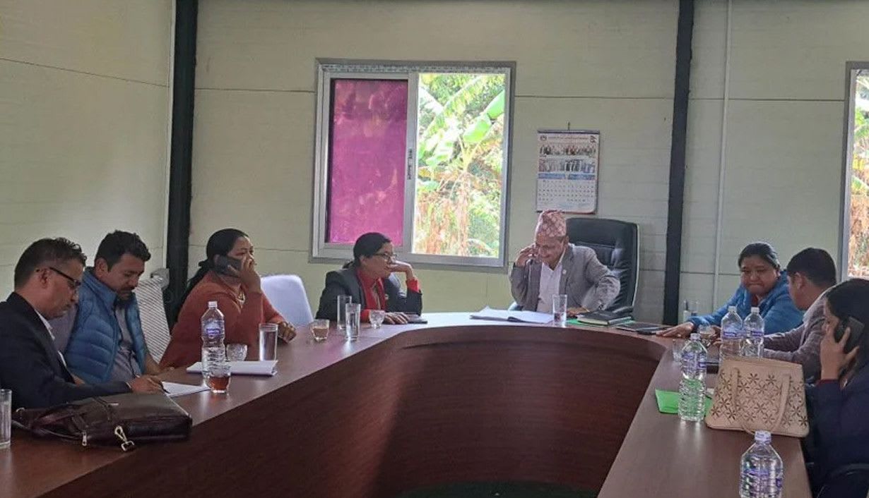 मधेश सरकारबाट बाहिरिने माओवादीको निर्णय