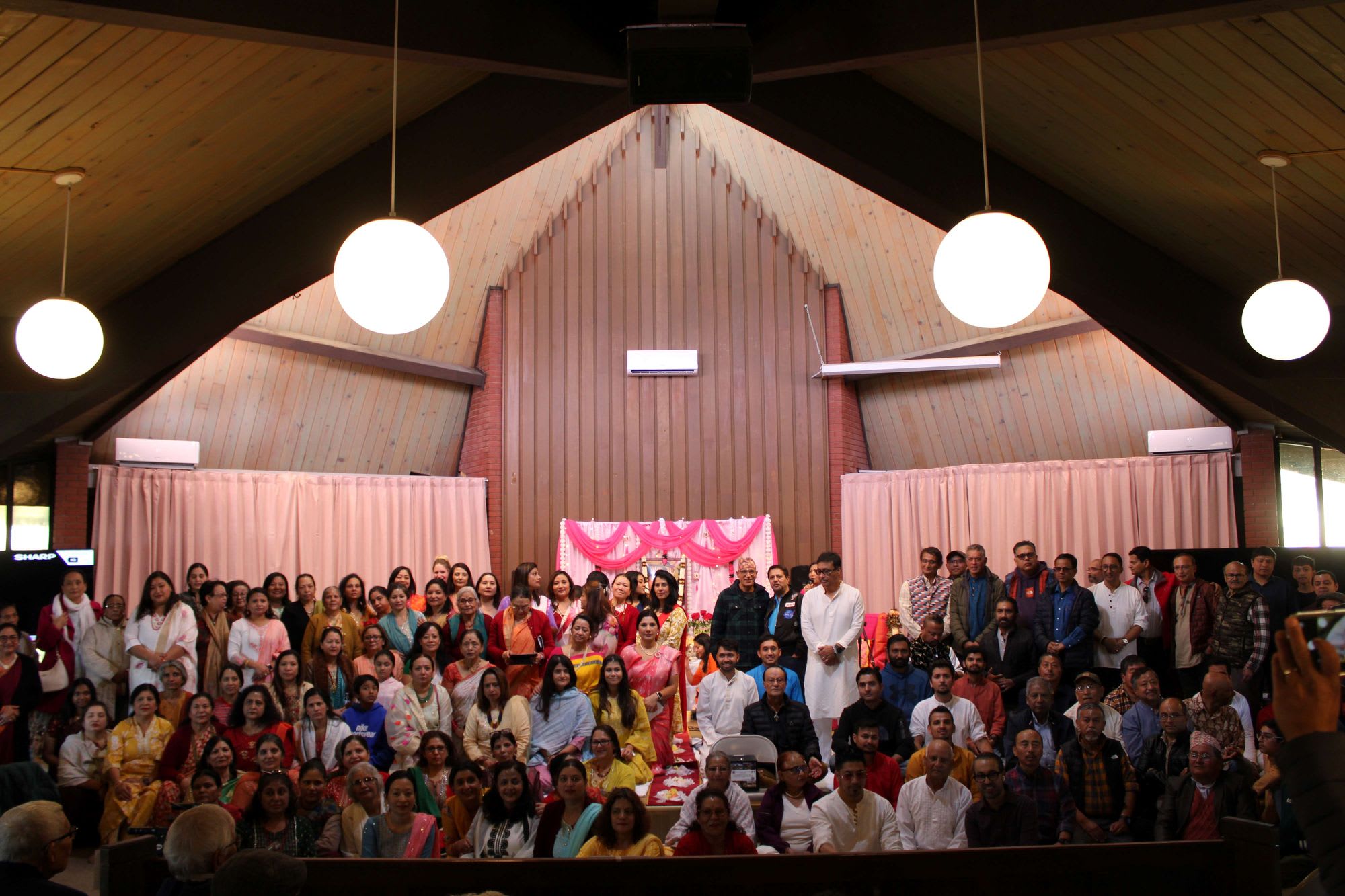 साइबाबाको एक सयौं जन्मजयन्ती  अवशरमा भजन कृतनका कार्यक्रम सम्पन्न।