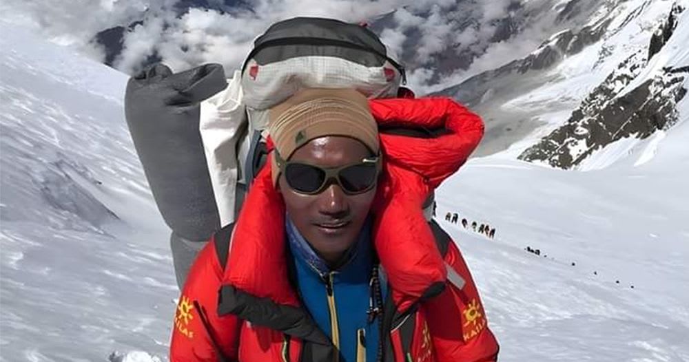 कामीरिताले चढे २८ औँ पटक सगरमाथा