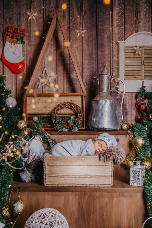 Vintage mit Weihnachten verbunden im Newbornshooting