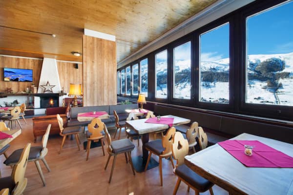 Alpen Village Hotel,Copper Face Jacks Ski Trip