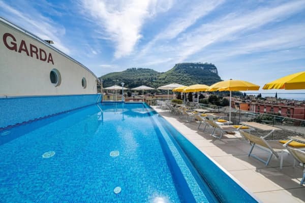 Sky Pool Hotel Sole Garda,Garda