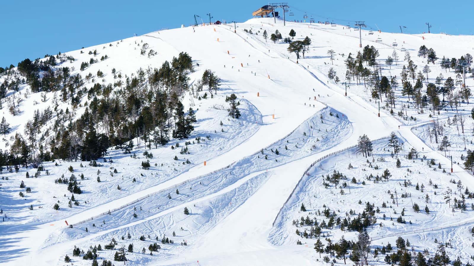 Ski Holidays in Arinsal, Andorra