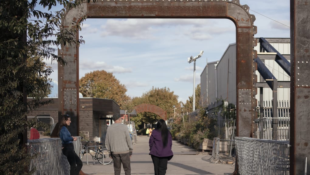 Pedestrians crossing, Copyright Jim Stephenson