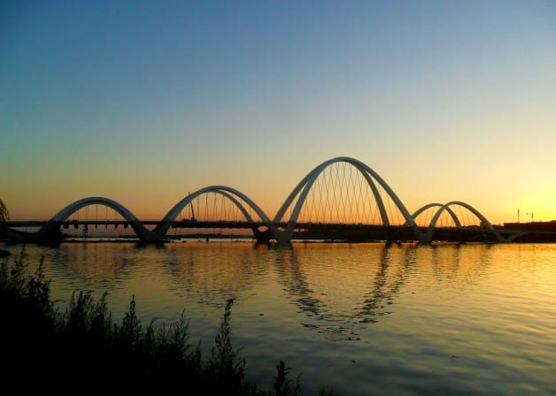 Shenyang Hun River Ribbon Bridge