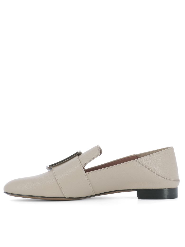 BALLY Beige Leather Loafers | ModeSens