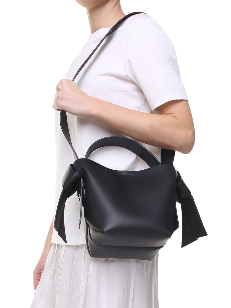 Acne Studios Musubi Mini Smooth-Leather Shoulder Bag In Nero | ModeSens