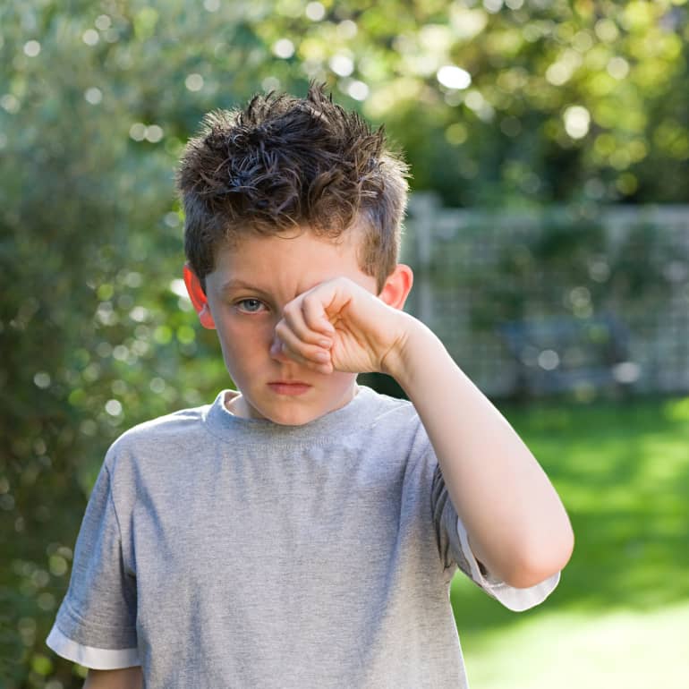 Juckende Augen bei Kindern