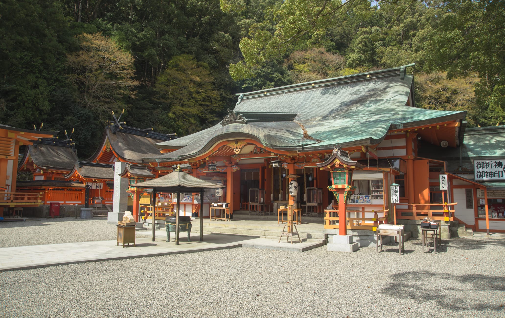 Kumano Nachi-taisha Shrine