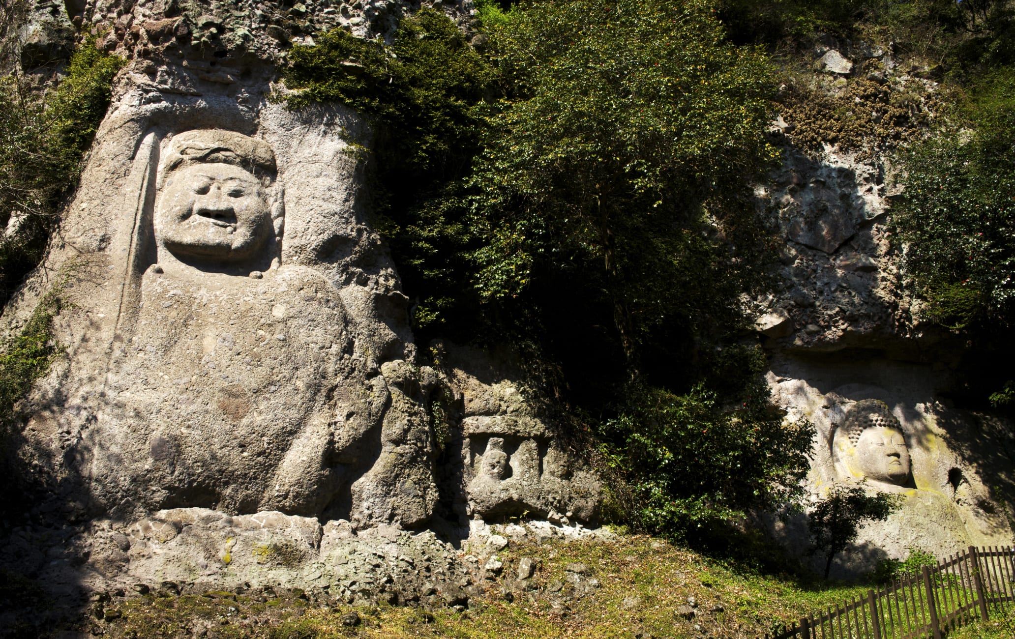 Kumano-magai-butsu