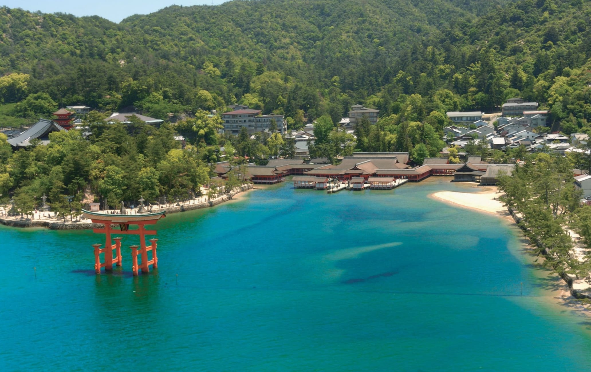 Itsukushima-jinja Shrine