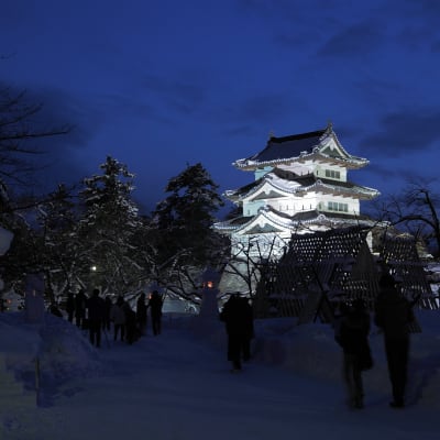 Schneelaternenfest auf Burg Hirosaki