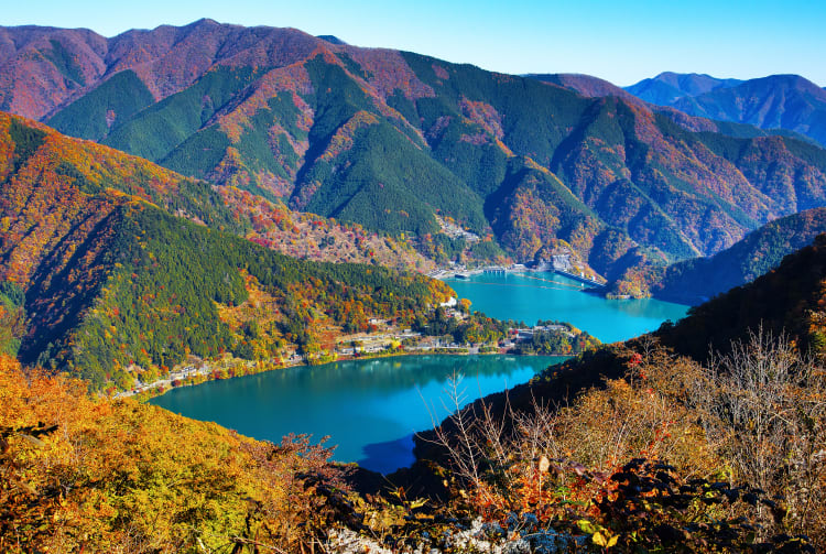 lake okutama-ko