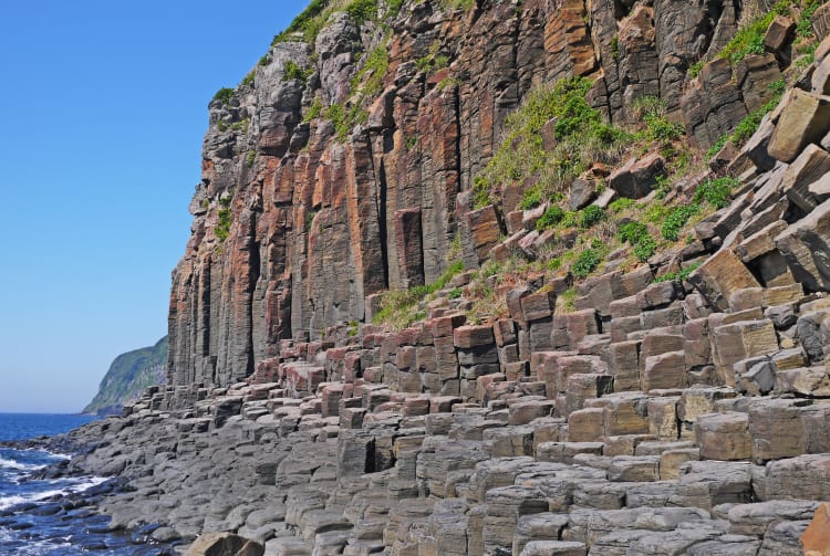 Shiodawara Cliff