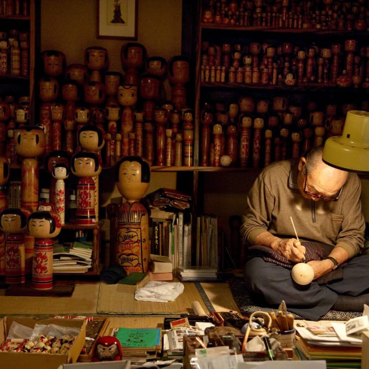 Traditional souvenirs deals