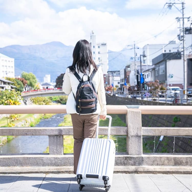 solo travel to japan