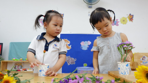 8-3: NGÀY CỦA TÌNH YÊU THƯƠNG VÀ SỰ TÔN TRỌNG