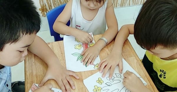 Hướng dẫn cách chọn trường mầm non cho con