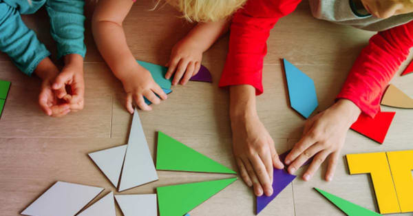 Lợi ích của trò chơi trí tuệ với trẻ mầm non