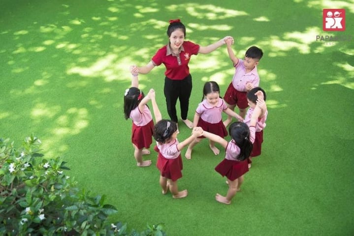 CHUẨN BỊ CHO CON 2 TUỔI LẦN ĐẦU ĐI HỌC MẦM NON NHƯ THẾ NÀO?