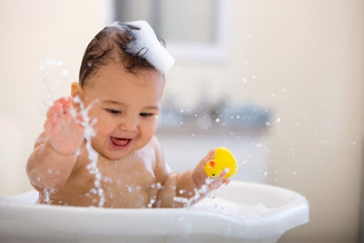 Mùa hè cần lưu ý gì để bảo vệ sức khoẻ của trẻ trong mùa hè nóng nắng này?