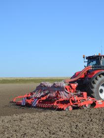 Kverneland DF2 provides balance, seeds and fertilizer at the same time