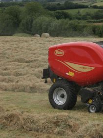 Fixed Chamber round balers - VICON FIXBALE 500, specialist baler for heavy silage conditions with low power requirments for efficient operation