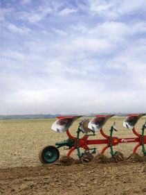 Kverneland 150 B, light to medium soils without stones, high cost saving