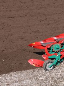 Kverneland 150 S light and robust ploughing in stony soils