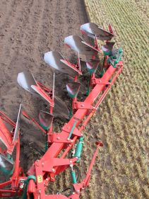 unted Ploughs - 150 B Variomat, high performance, long lifetime and easy to handle during operation