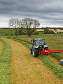 Mower Conditioners - Kverneland 4300 LT LR CT CR, BX Swath Belt speed up collection of crop