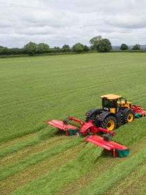 Mower conditioners - Kverneland 53100 MT, butterfly mower combination with QuattroLink suspension concept