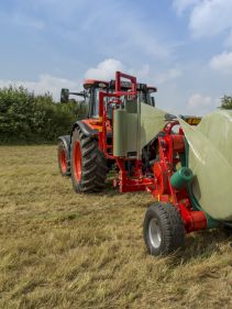 Round Bale Wrappers - Kverneland 7730, made for smaller tractors but still fully atuomatic