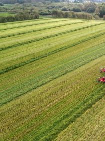 Four Rotor Rakes - Kverneland 95130C Pro, simple electric control and high performance on field